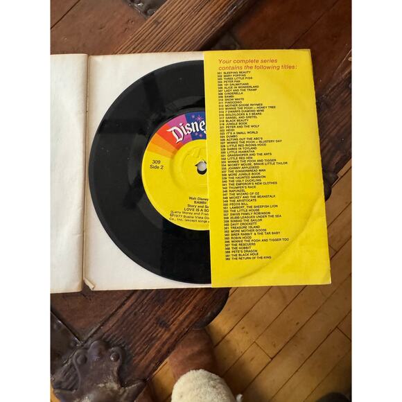 Bambi (1978) Disneyland softcover book with 33-1/3 RPM record - Picture 3 of 3